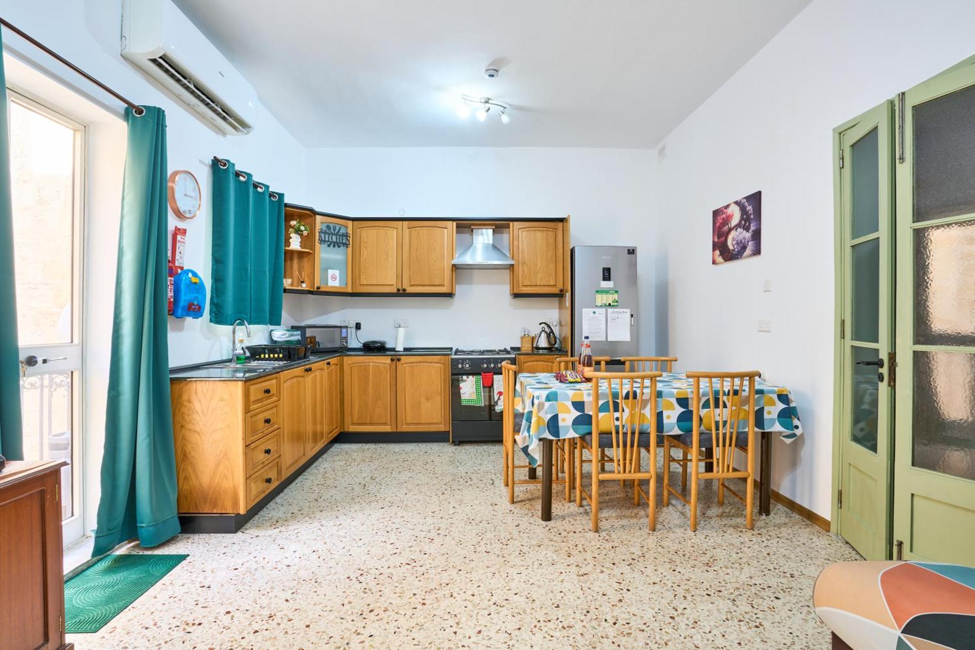 Ta' Nena Apartment In Floriana, 10 Minutes Away From Valletta מראה חיצוני תמונה